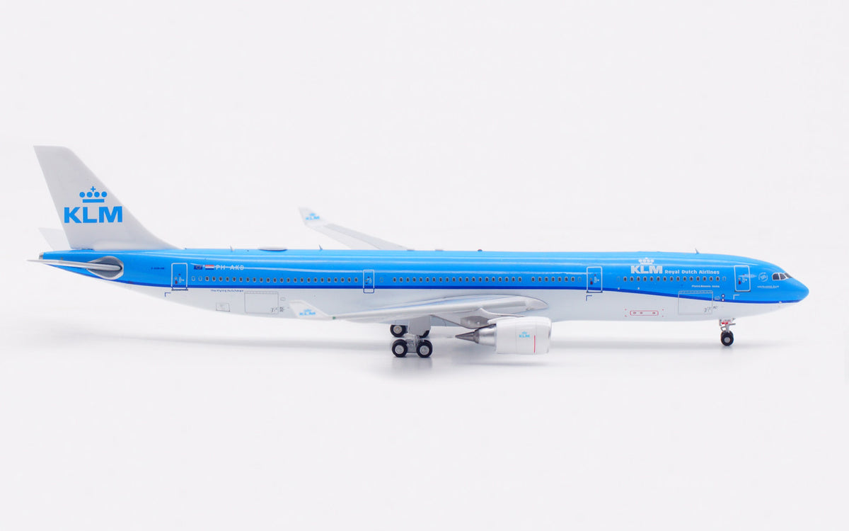 1/400 KLM A330-300 PH-AKB AV4373 - image 9