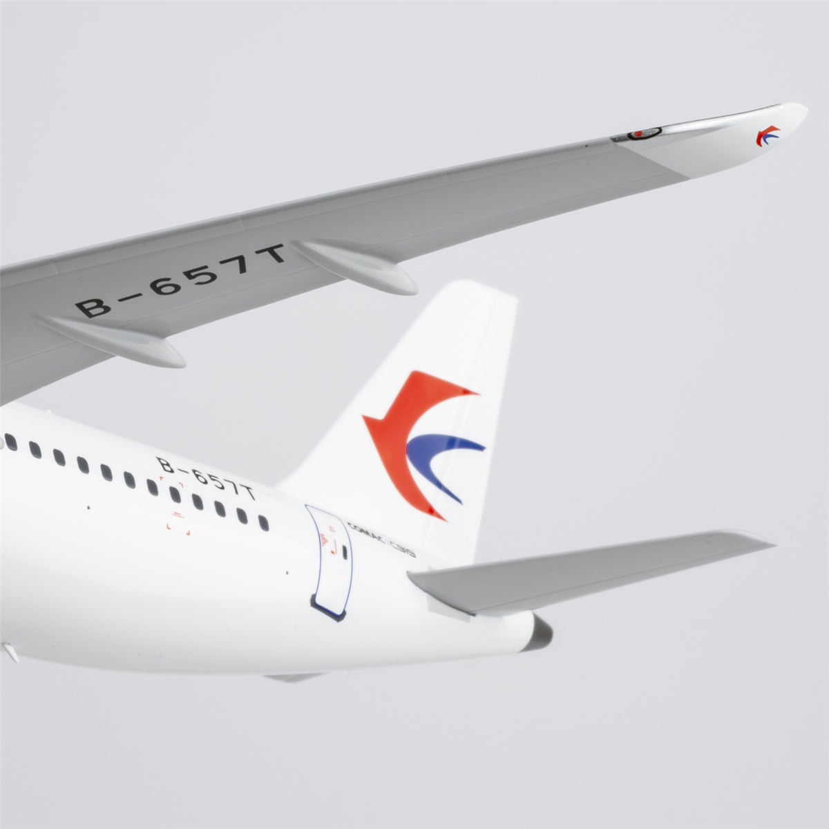 1/200 China Eastern Airlines C919 B-657T NG99204