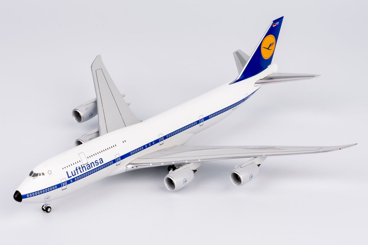 1/400 Lufthansa Boeing 747-8 D-ABYT NGDLH021