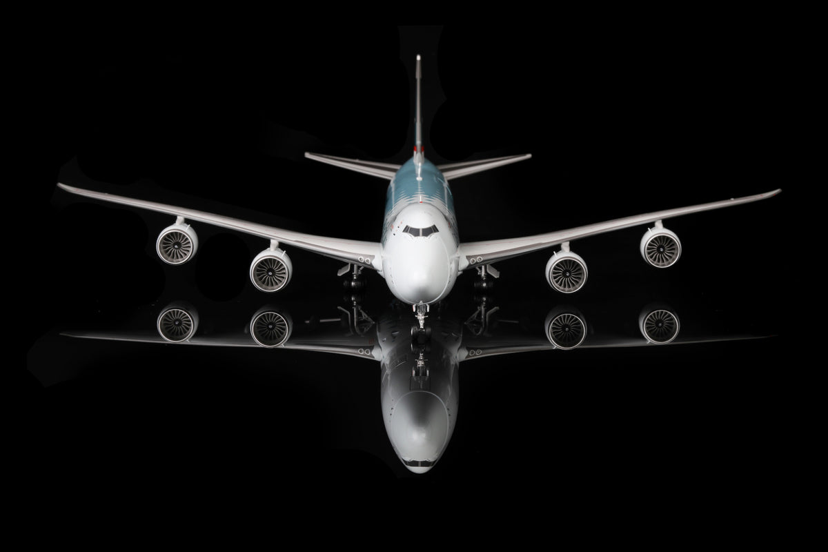 Cathay Pacific Cargo B747-8F B-LJA