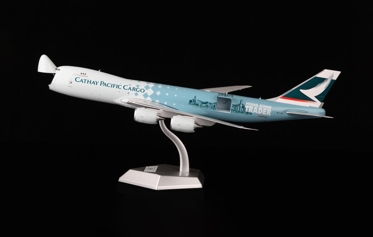 Cathay Pacific Cargo B747-8F B-LJA