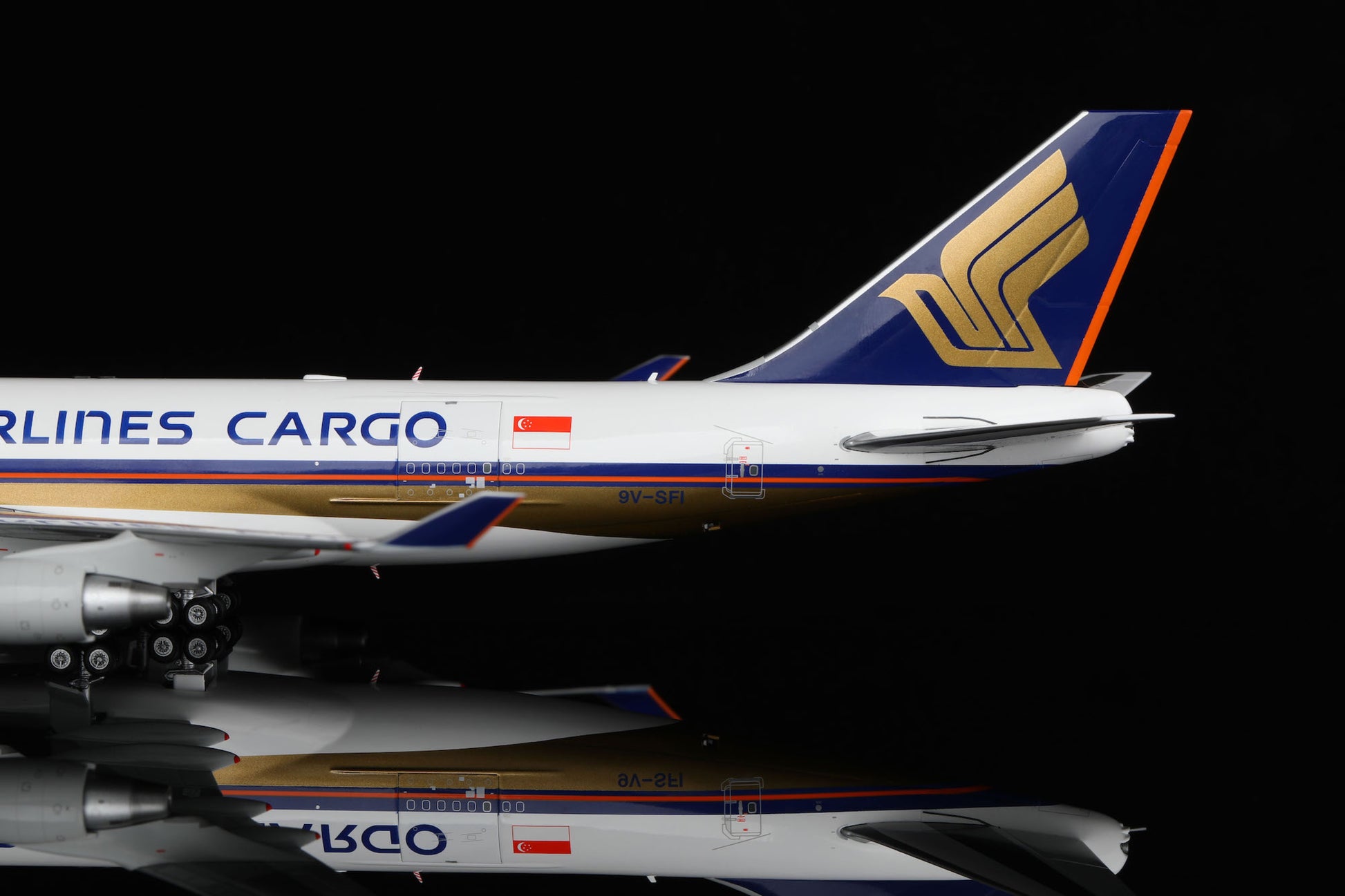 Singapore Airlines Cargo B747-400F 9V-SFI