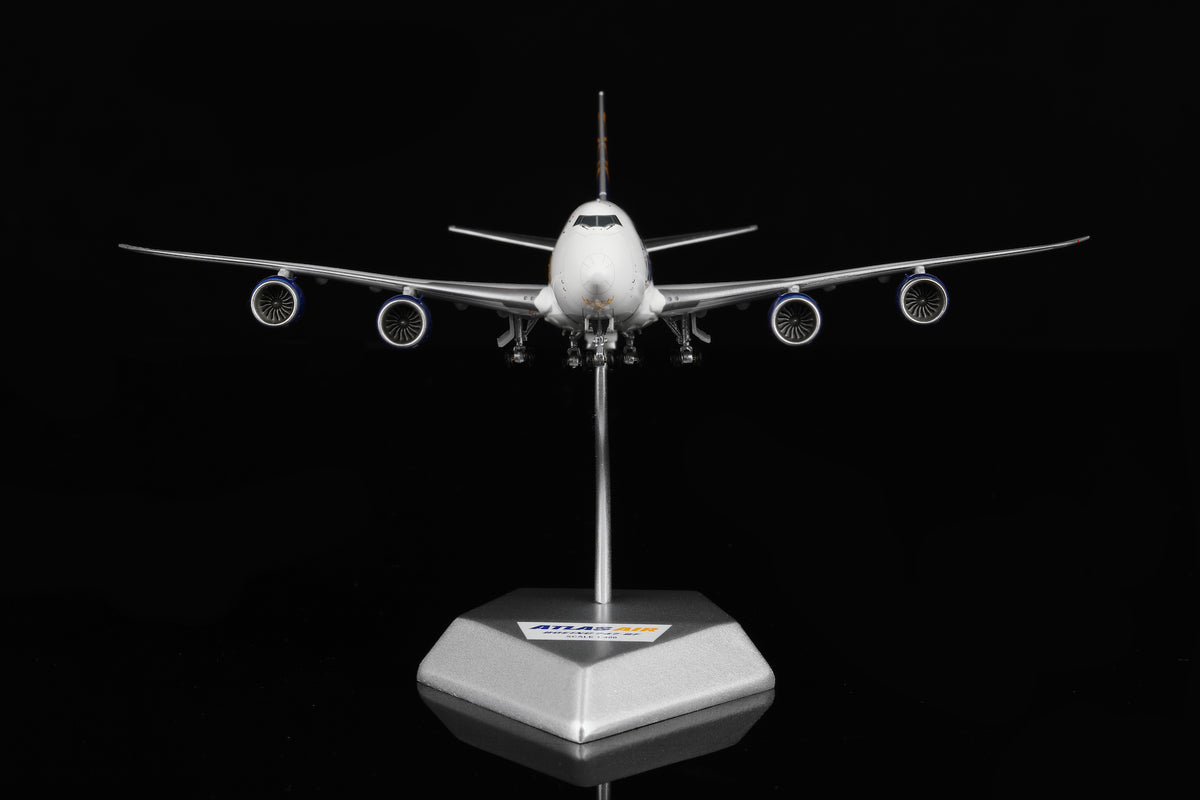 1/400 Atlas Air Boeing B747-8F N854GT B632203