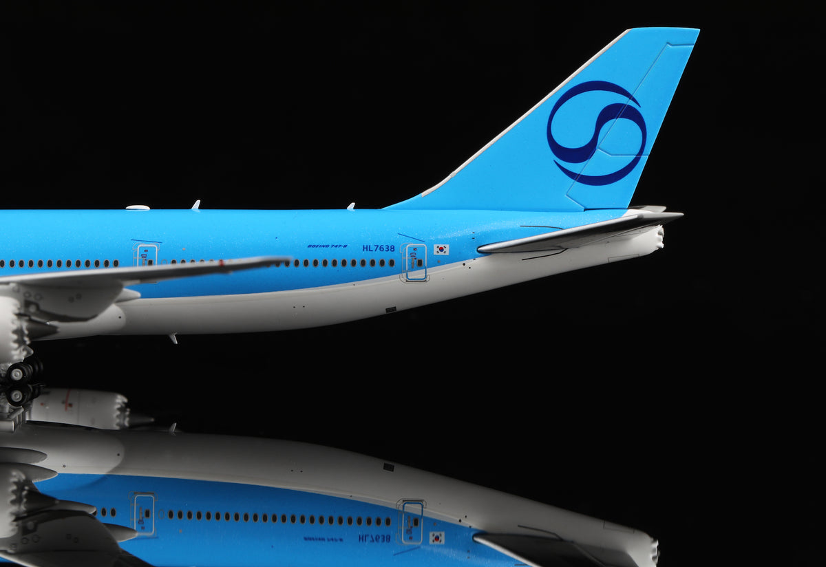 1/400 Korean Air Boeing B747-8 HL7638 "NEW Livery" B631202