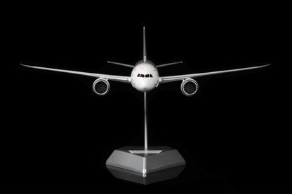 Boeing 787-10 Dreamliner Boeing House Color N829OV