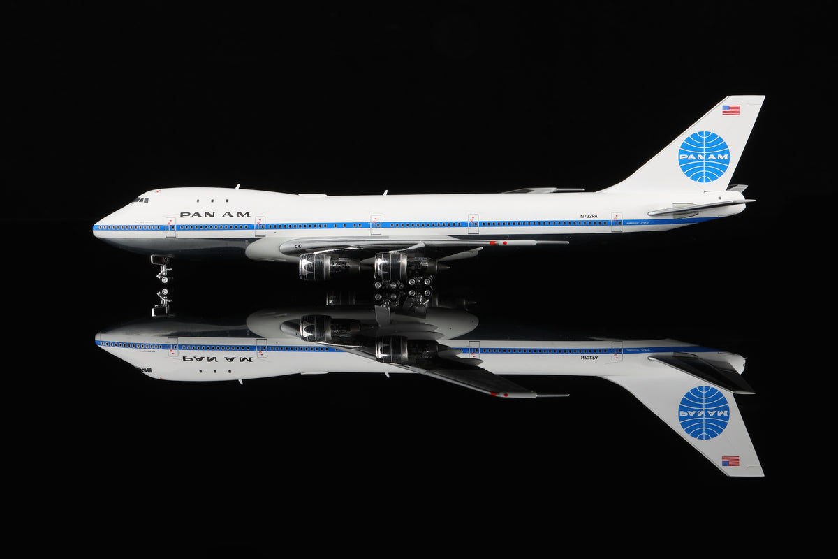 1/400 Pan Am B747-100 "Clipper Storm King" N732PA B551404P