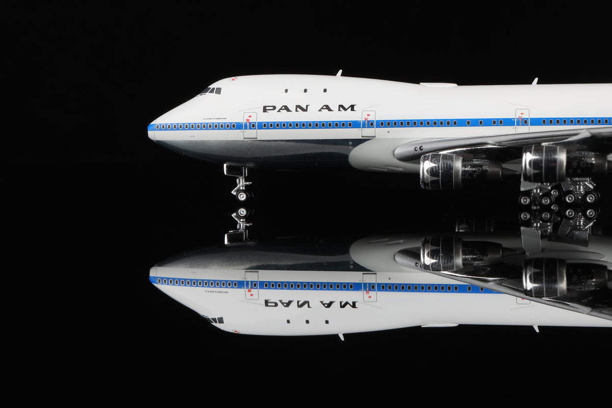 1/400 Pan Am B747-100 "Clipper Storm King" N732PA B551404P