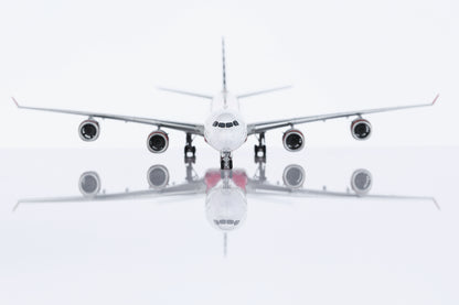 1/400 Etihad Airways A340-642 A6-EHJ "Abu Dhabi GP 2009" HY346091