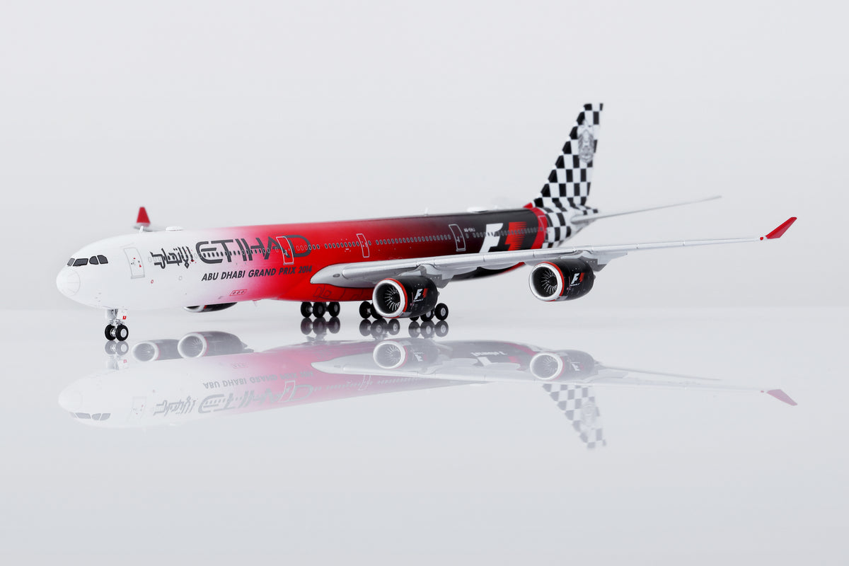 1/400 Etihad Airways A340-642 A6-EHJ "Abu Dhabi GP 2014" HY346092