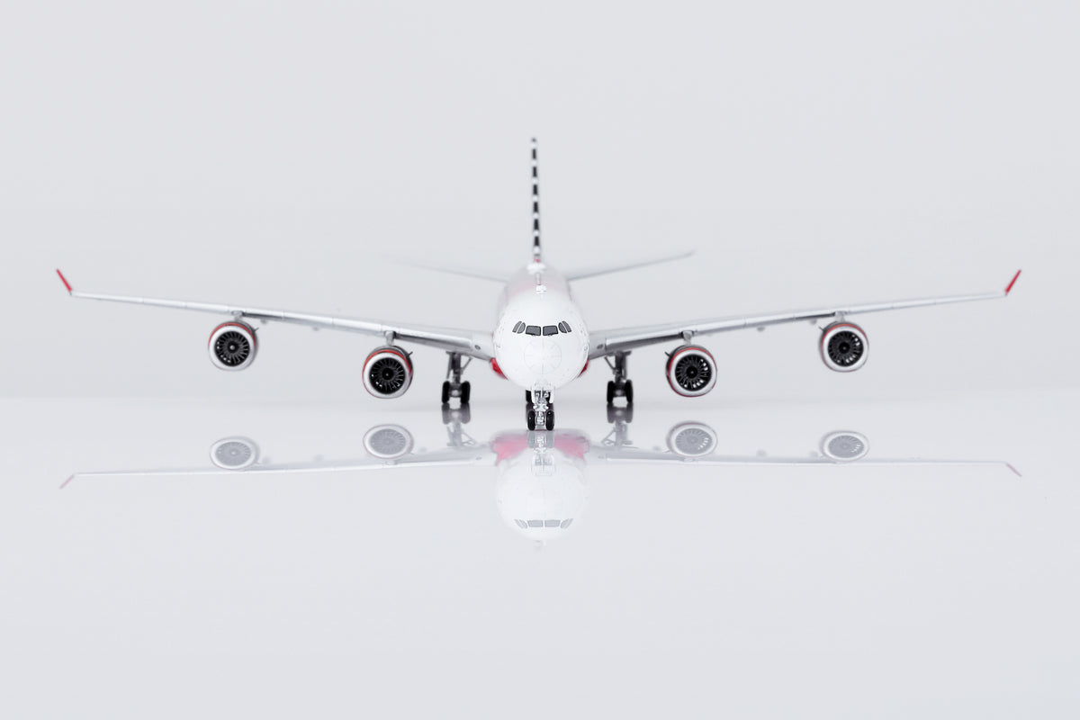 1/400 Etihad Airways A340-642 A6-EHJ "Abu Dhabi GP 2014" HY346092