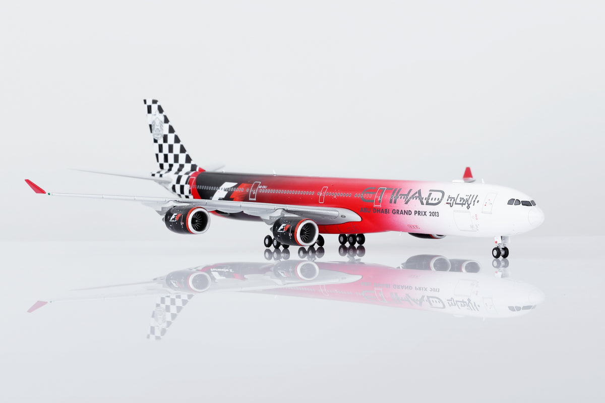 1/400 Etihad Airways A340-642 A6-EHJ "Abu Dhabi GP 2013" HY346099