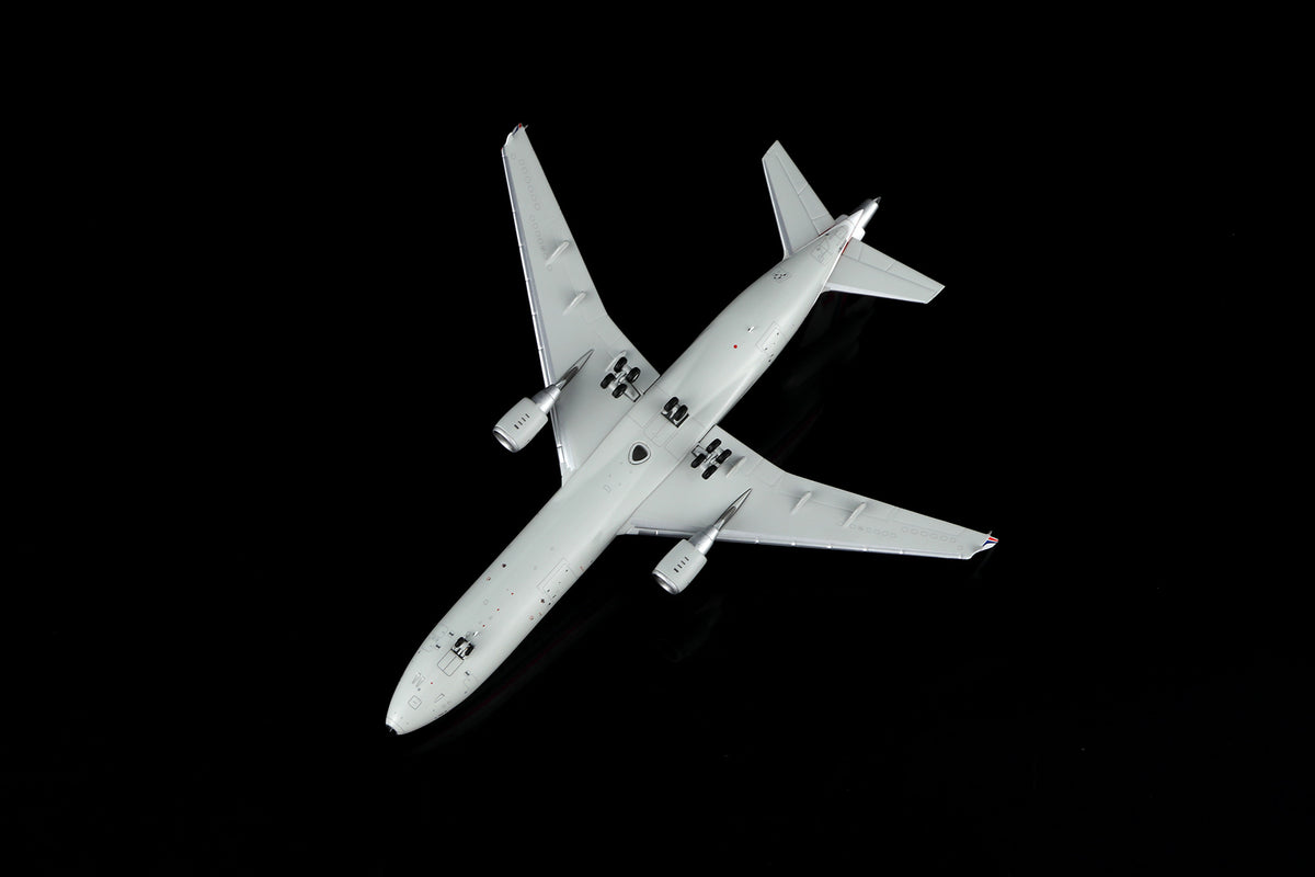 1/400 China Airlines MD-11 B-150 M101007