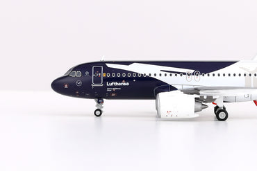 1/400 Lufthansa A320NEO "100 Years" D-AIND A420702