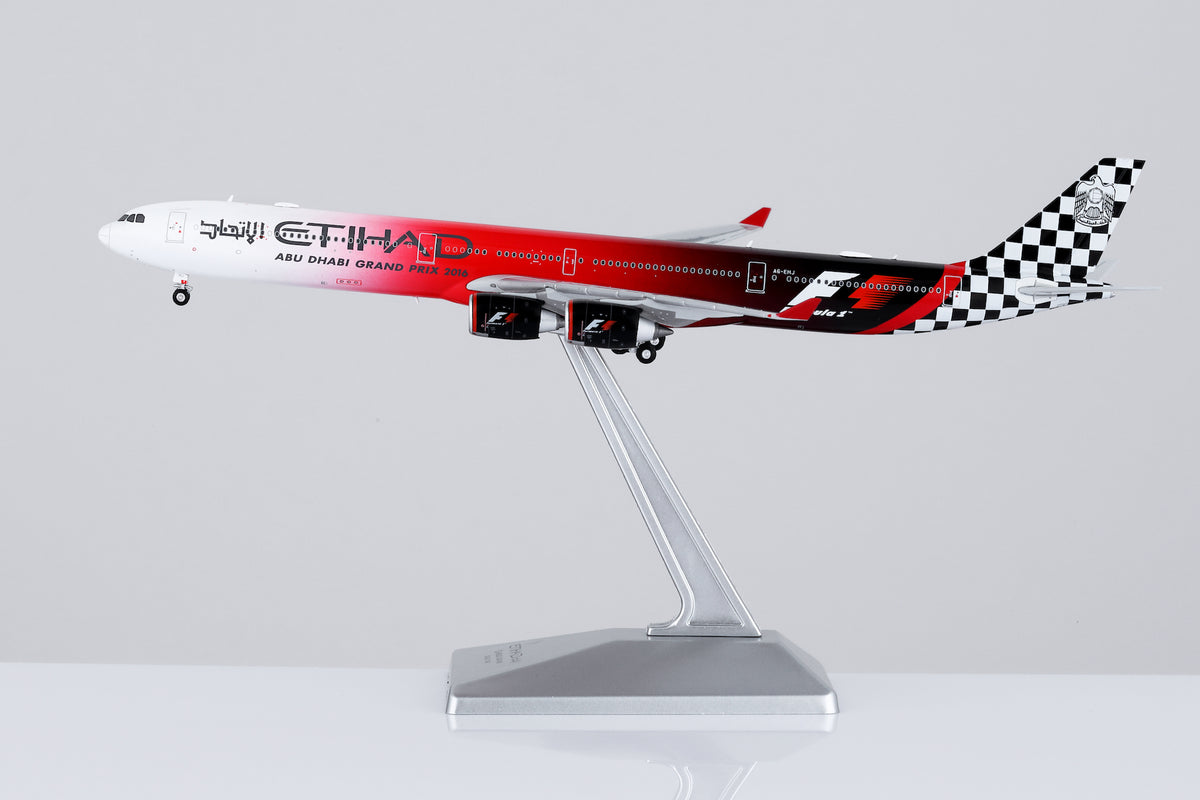 1/400 Etihad Airways A340-642 A6-EHJ "Abu Dhabi GP 2016" HY346096