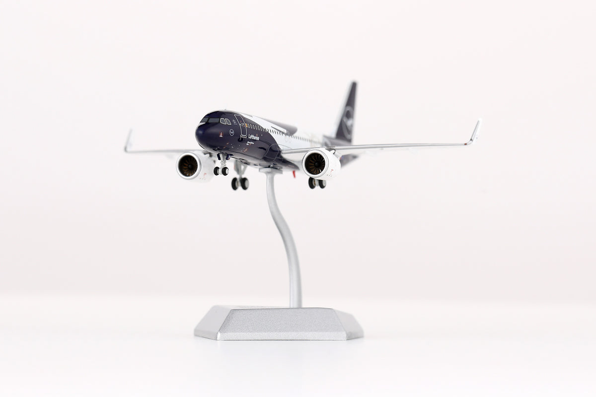 1/400 Lufthansa A320NEO "100 Years" D-AIND A420702