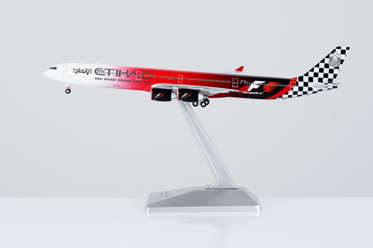 1/400 Etihad Airways A340-642 A6-EHJ "Abu Dhabi GP 2013" HY346099