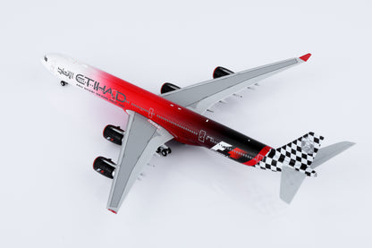 1/400 Etihad Airways A340-642 A6-EHJ "Abu Dhabi GP 2013" HY346099