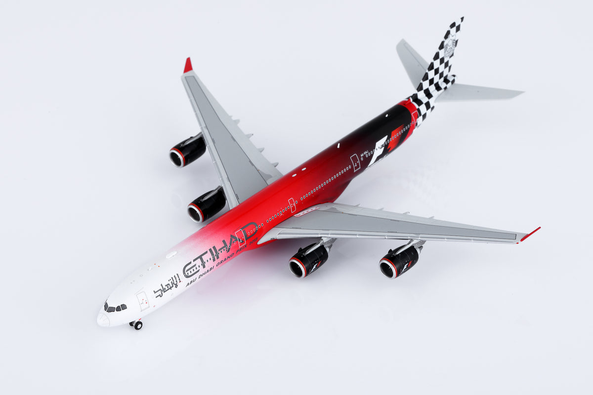 1/400 Etihad Airways A340-642 A6-EHJ "Abu Dhabi GP 2013" HY346099