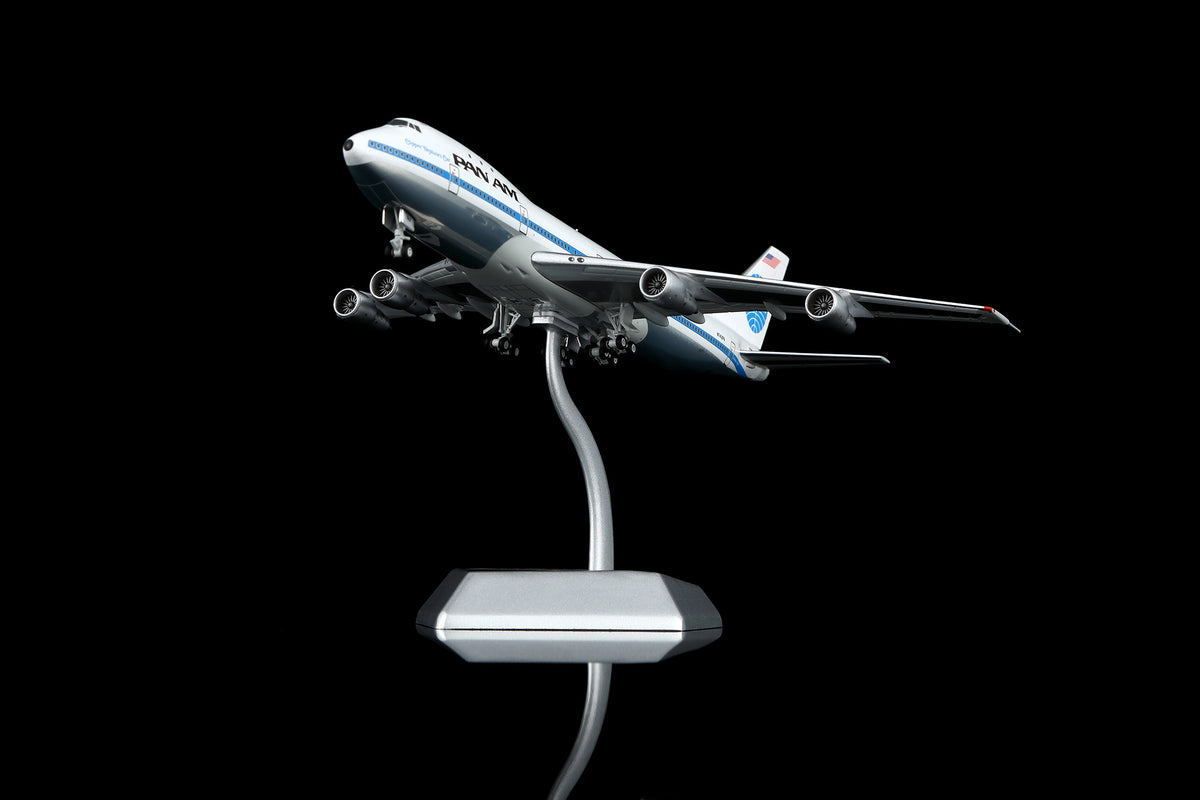 1/400 Pan Am B747-100 "Clipper Neptune's Car" N742PA B551411P