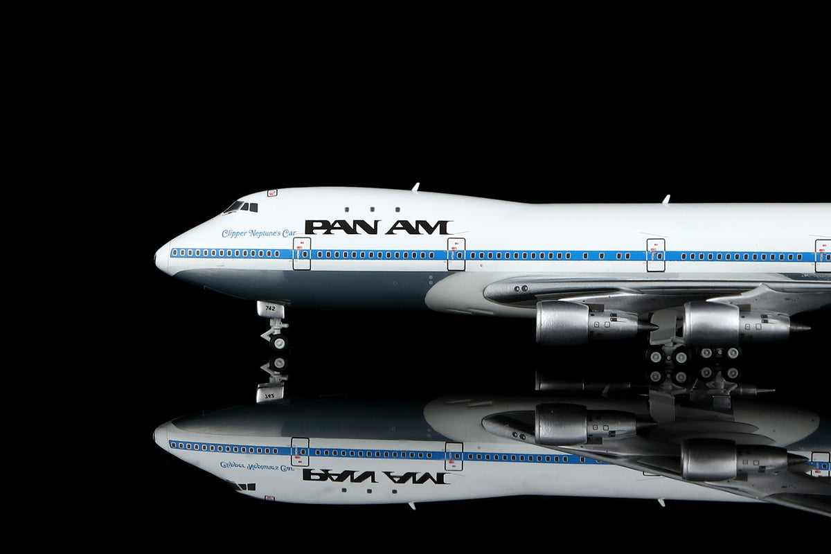 1/400 Pan Am B747-100 "Clipper Neptune's Car" N742PA B551411P