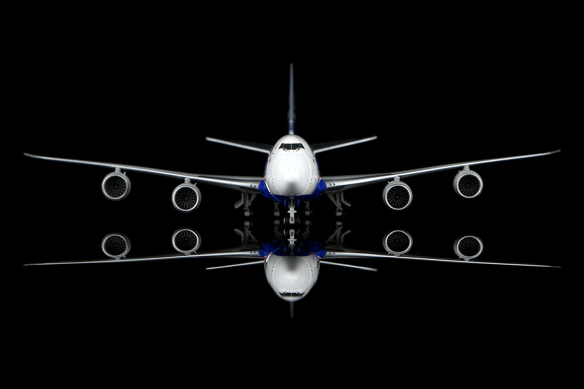 1/400 Nippon Cargo Airlines B747-8F JA15KZ B632102C Interactive Series