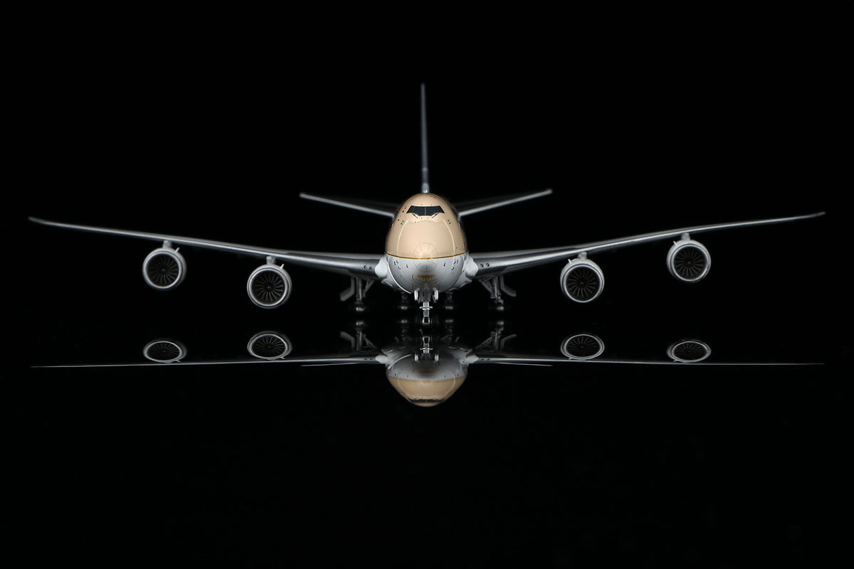Saudi Arabian Airlines Cargo B747-8F HZ-AI4 B631602C Interactive Series