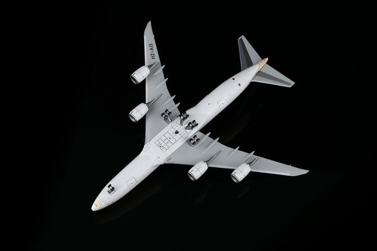 Saudi Arabian Airlines Cargo B747-8F HZ-AI3 B631601C Interactive Series