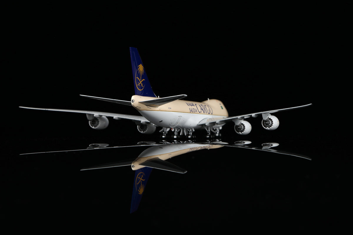 Saudi Arabian Airlines Cargo B747-8F HZ-AI4 B631602C Interactive Series