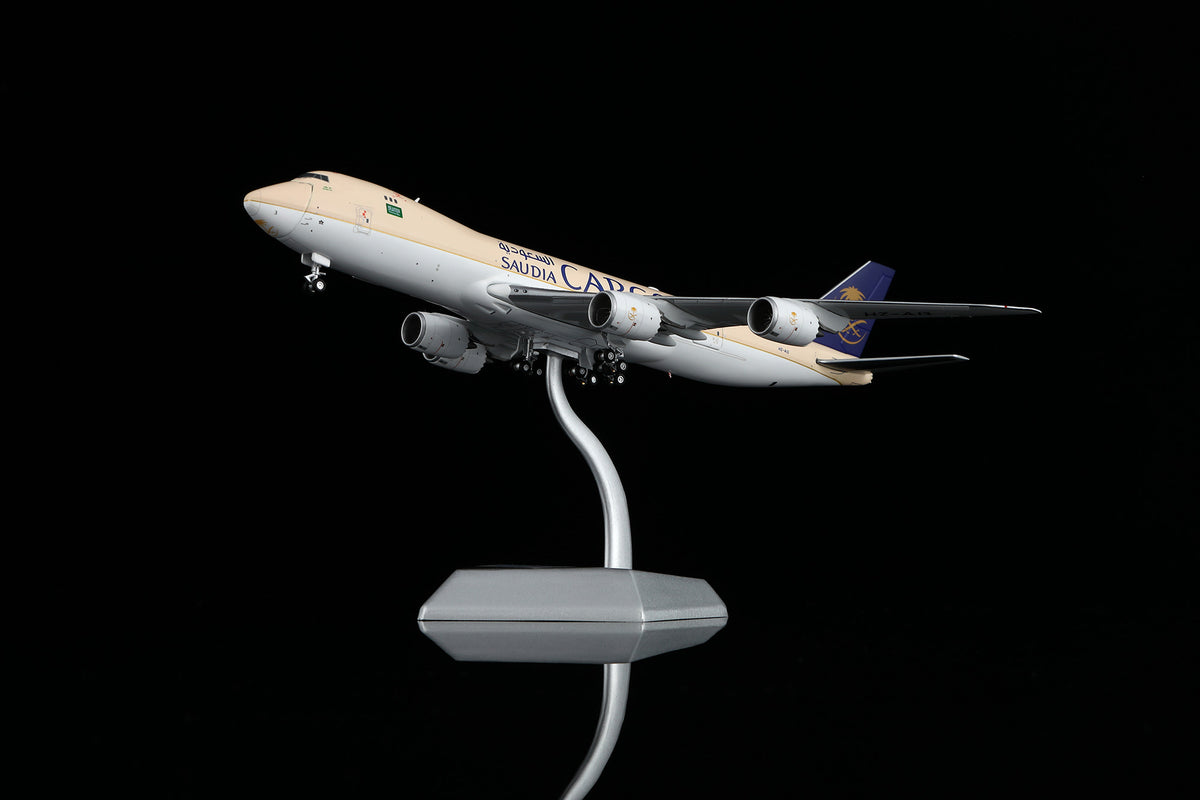 Saudi Arabian Airlines Cargo B747-8F HZ-AI3 B631601C Interactive Series