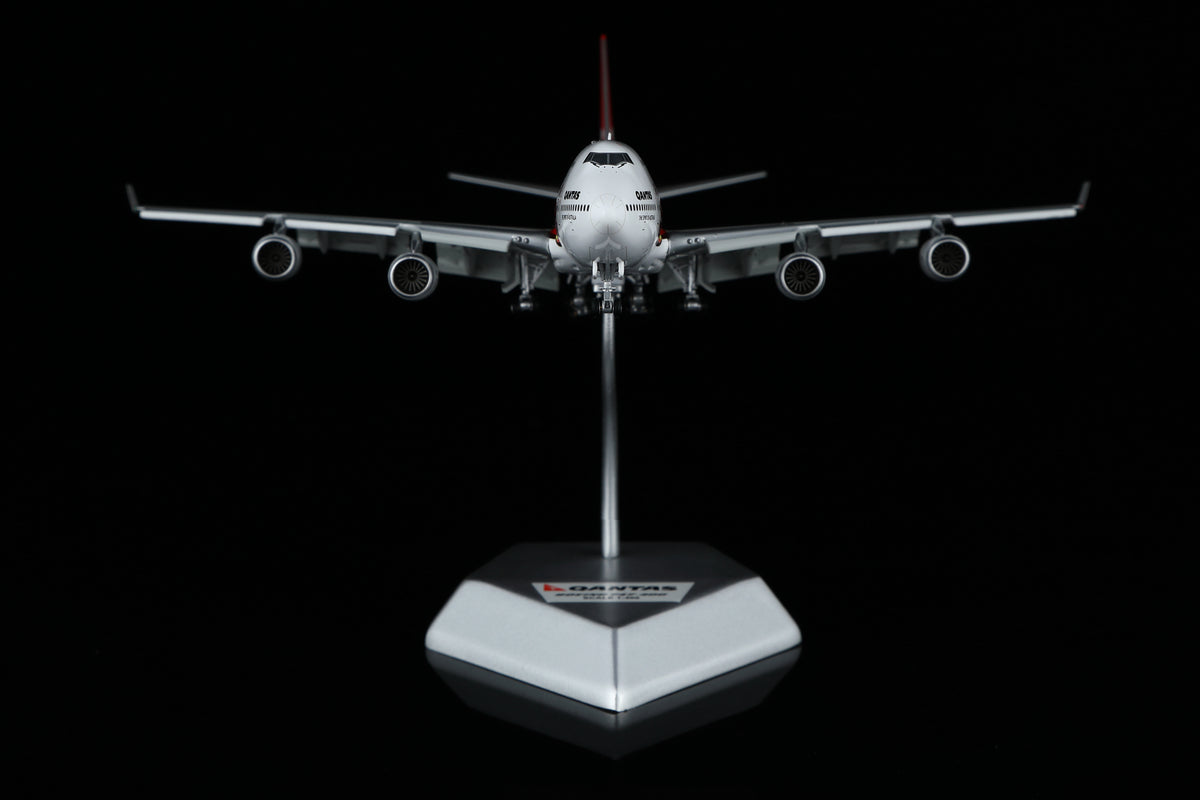 1/400 Qantas Boeing 747-400 VH-OJC "2000 Australian Grand Prix" B616503F Flaps Down