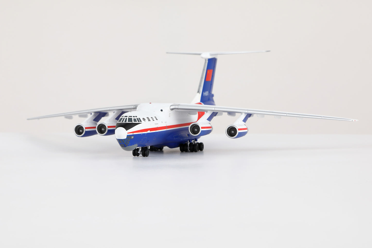 PLAAF Ilyushin IL76 H-6670