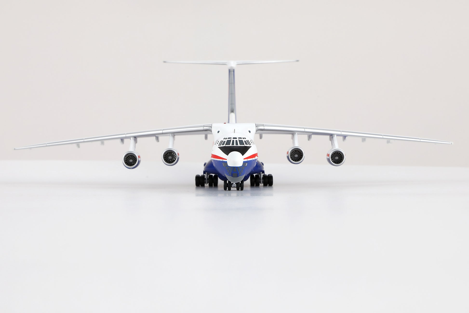 PLAAF Ilyushin IL76 H-6670