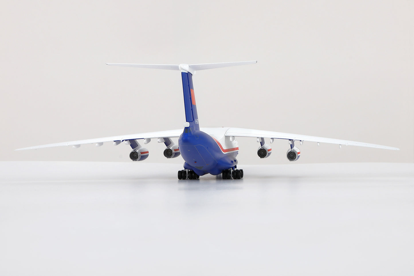 PLAAF Ilyushin IL76 H-6670