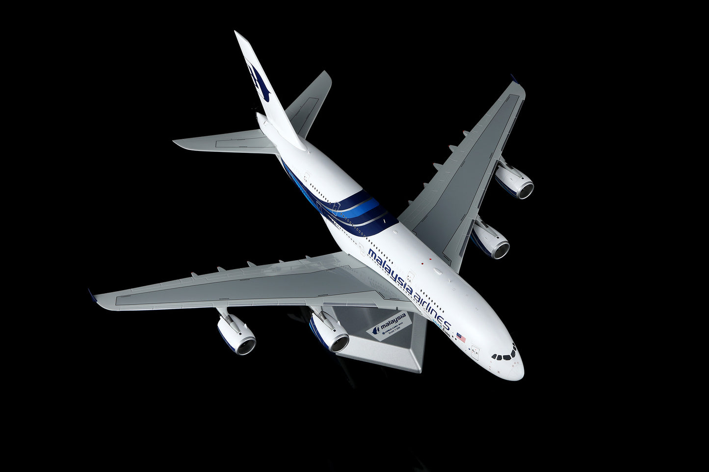 Malaysia Airlines A380-800 9M-MNF
