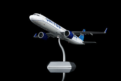 United Airlines A320NEO N44550