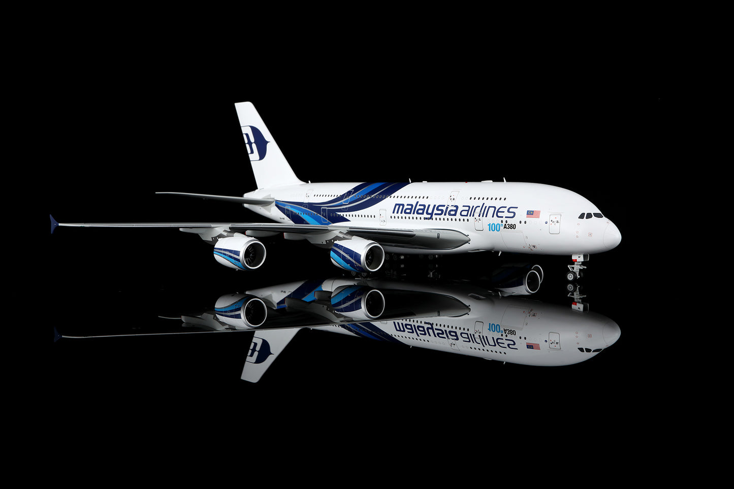 Malaysia Airlines A380-800 9M-MNF