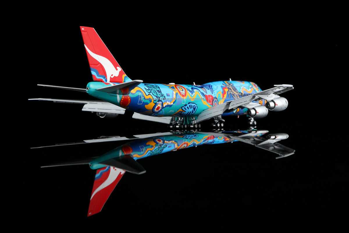 Qantas B747-300 "Nalanji Dreanming" VH-EBU B606501