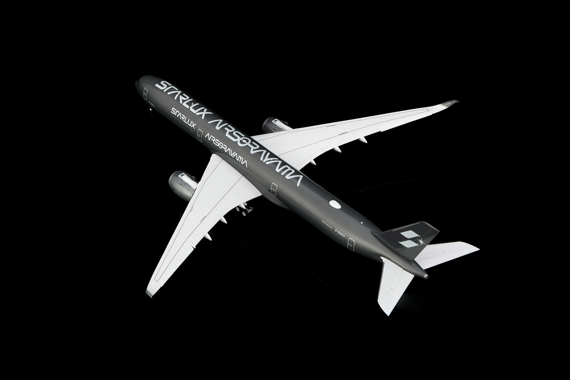 Starlux Airlines A350-1000 B-58553