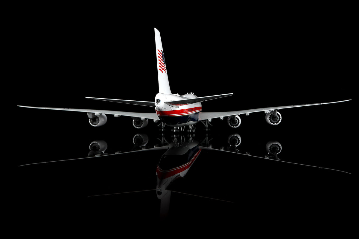 1/200 US Air Force One B747-8 31000 L2418 - image 6