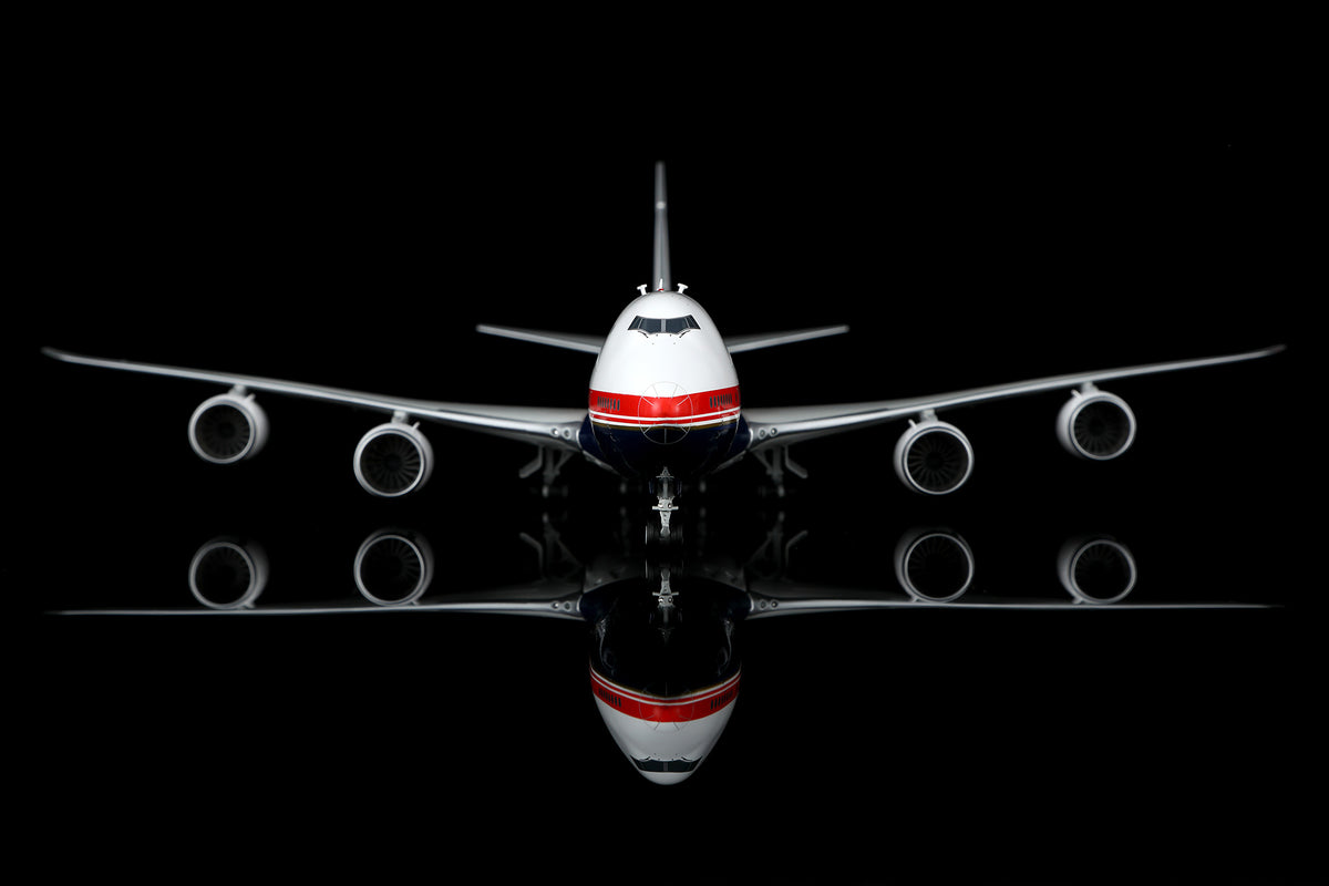 1/200 US Air Force One B747-8 31000 L2418 - image 7