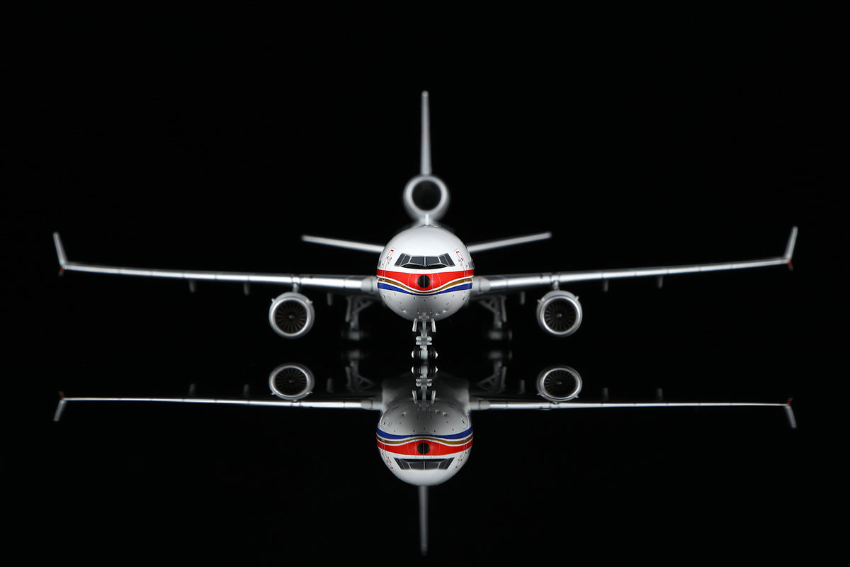 China Eastern Airlines McDonnell Douglas MD-11 B-2172 M101102