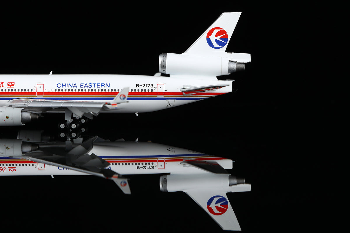 China Eastern Airlines McDonnell Douglas MD-11F B-2173 M101103F Flaps Down