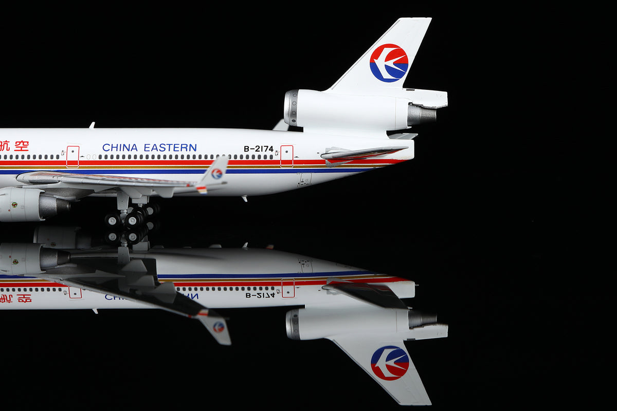 China Eastern Airlines McDonnell Douglas MD-11 B-2174 M101104
