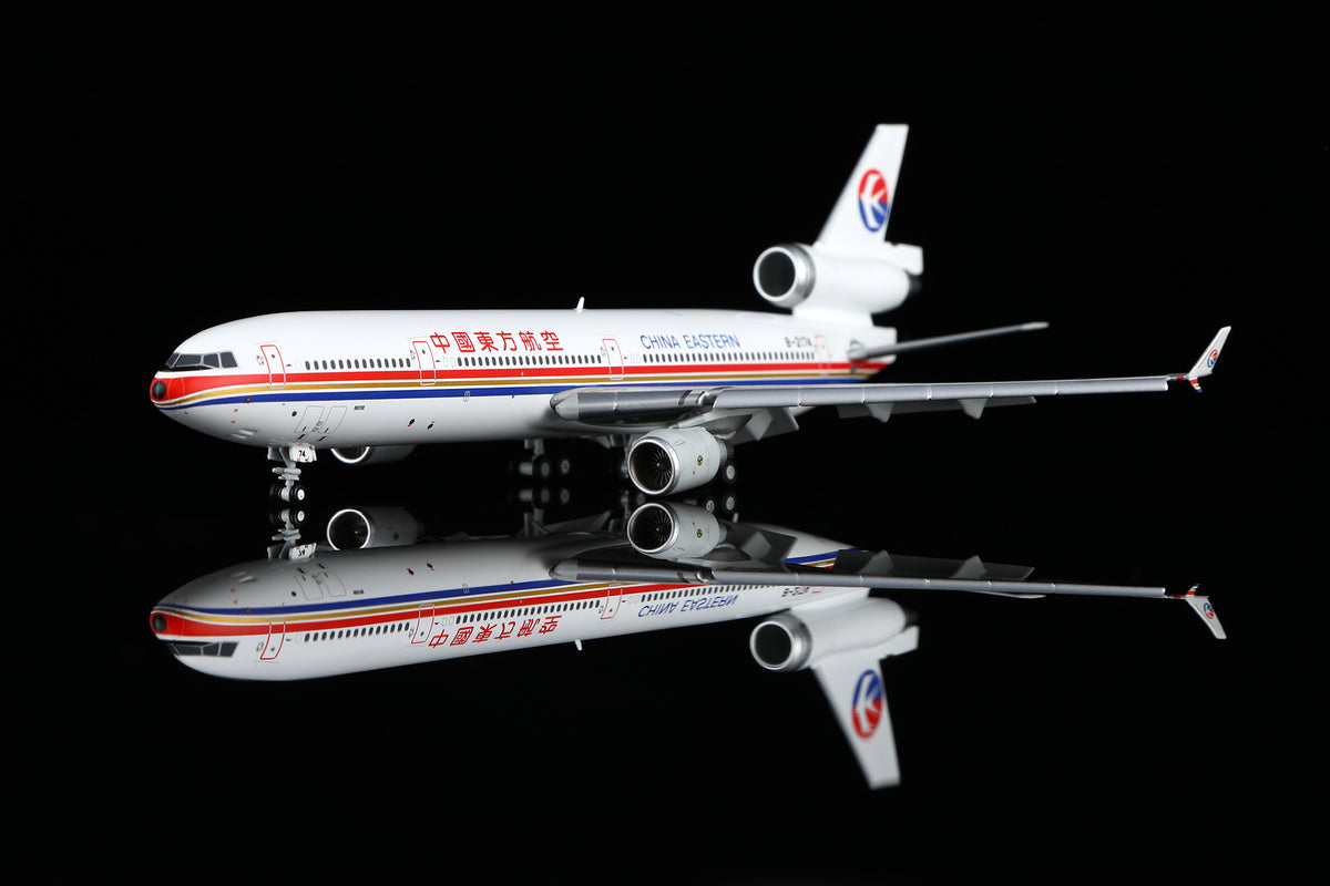 China Eastern Airlines McDonnell Douglas MD-11F B-2174 M101104F Flaps Down