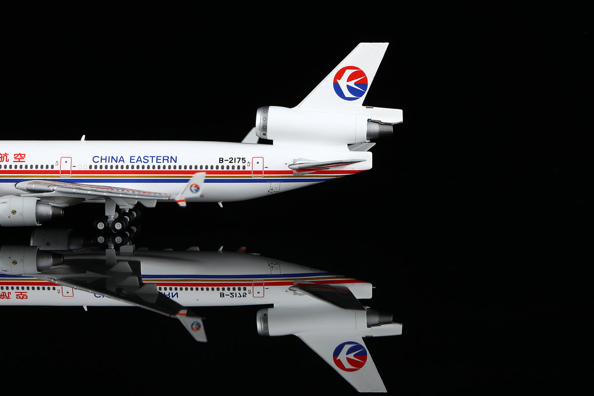 China Eastern Airlines McDonnell Douglas MD-11 B-2175 M101105