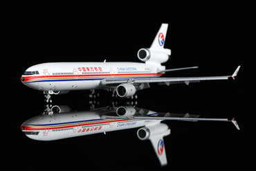 China Eastern Airlines McDonnell Douglas MD-11FB-2175 M101105F Flaps Down