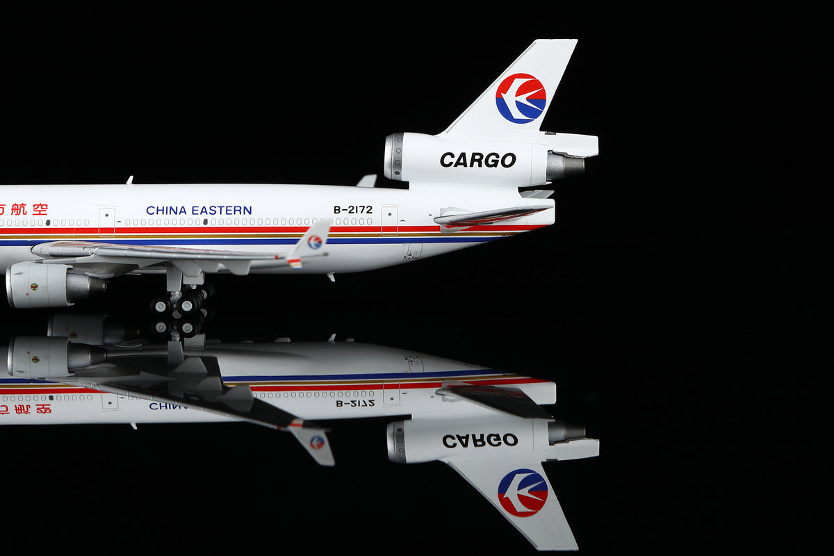 China Eastern Airlines McDonnell Douglas MD-11F B-2172 M111102C Interactive Series