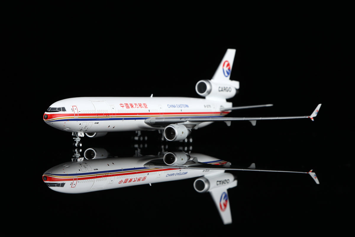 China Eastern Airlines McDonnell Douglas MD-11FB-2175 M111105C Interactive Series