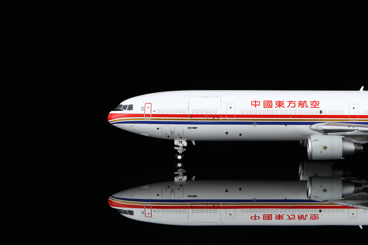 China Eastern Airlines McDonnell Douglas MD-11FB-2175 M111105C Interactive Series
