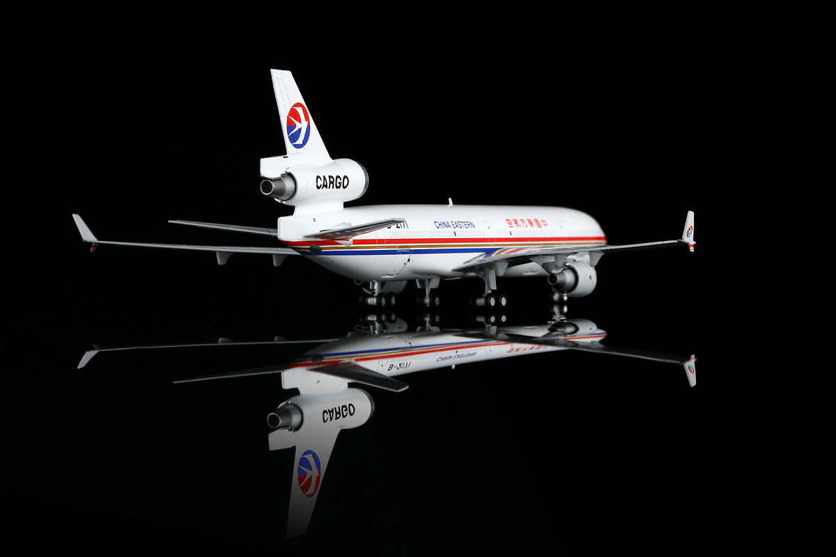 China Eastern Airlines McDonnell Douglas MD-11F B-2171 M111101C Interactive Series
